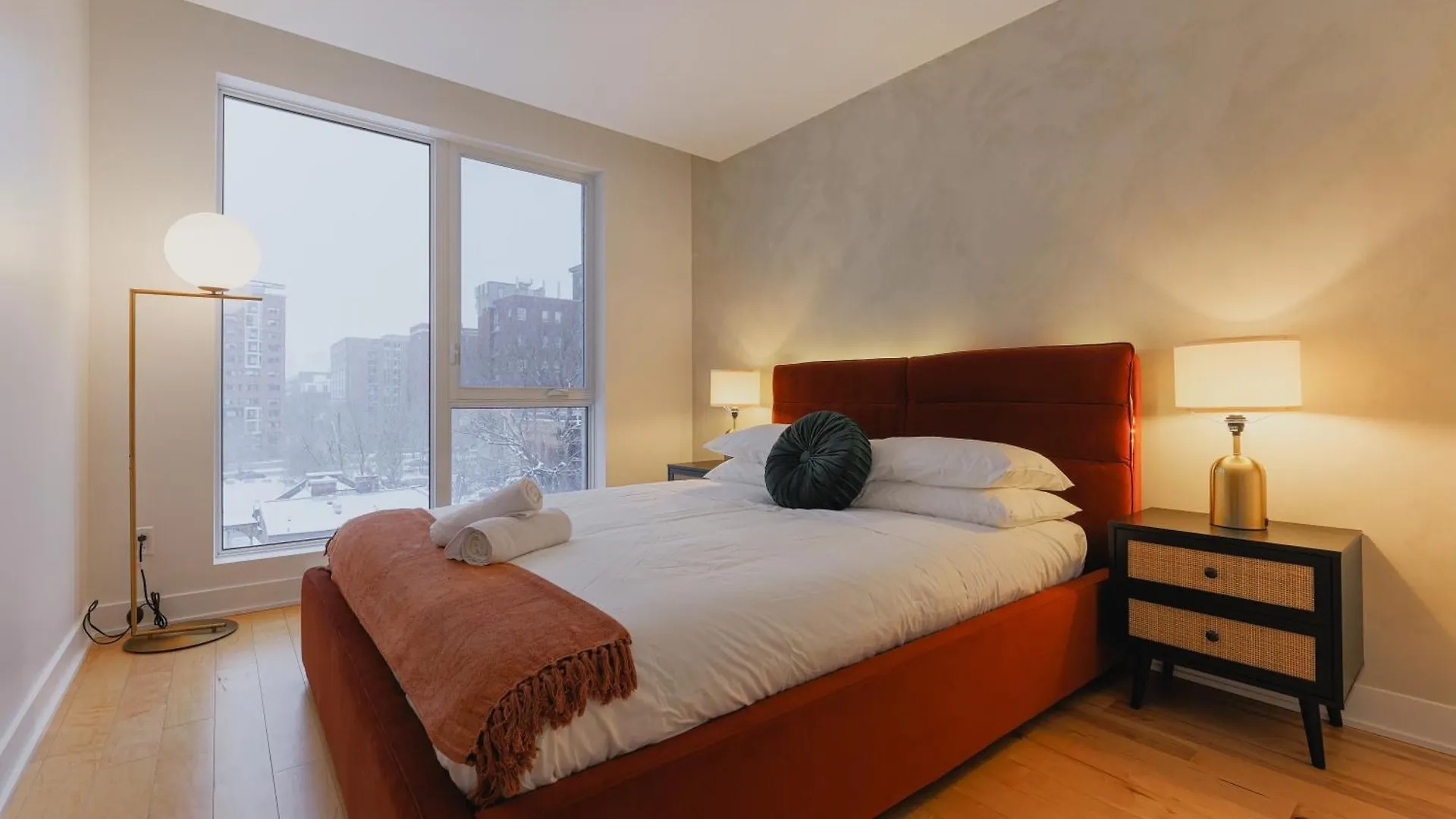 Aparthotel Rozenhaus Montreal Hotel